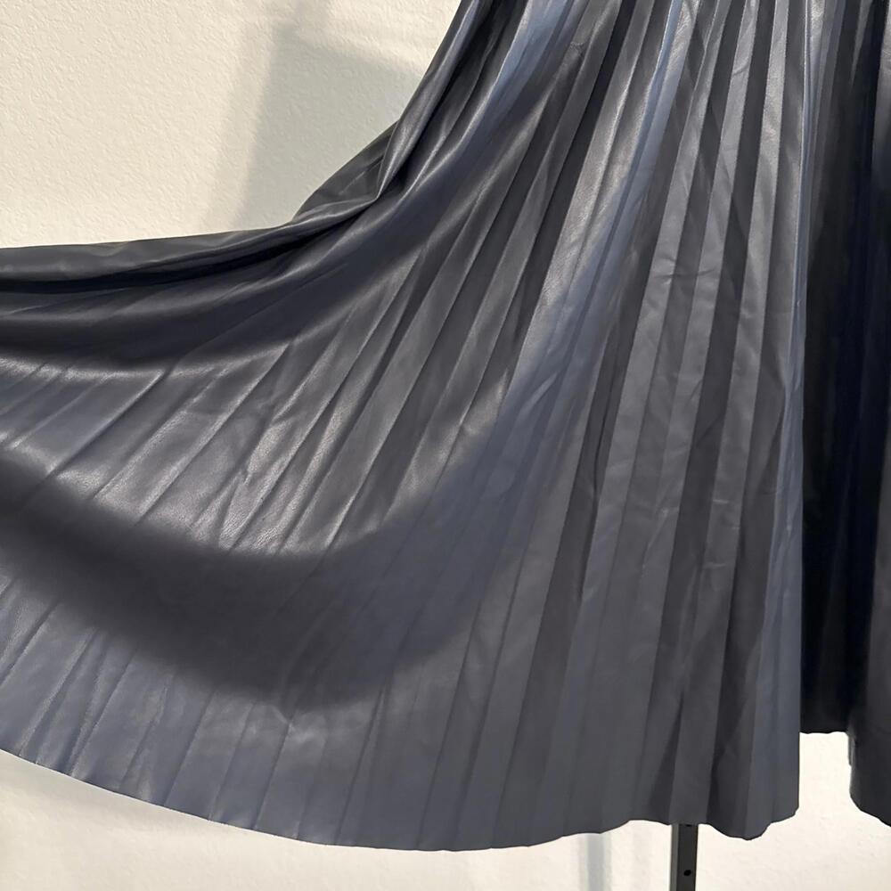 Scotch & Soda Faux Leather Pleated Midi Skirt Size XS $238 - Picture 6 of 12